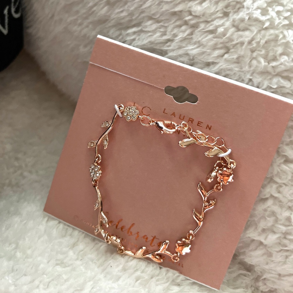 *NEW BRACELET ONLY -LC Lauren Conrad Simulated Crystal Flower Vine BRACELET*